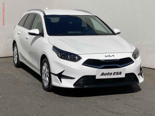 Kia Ceed 1.5 T-GDi SW, 1.maj,�R, TOP