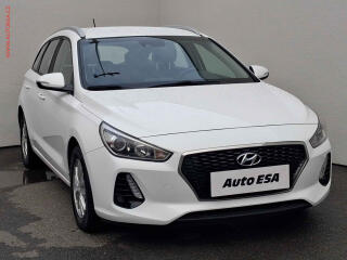 Hyundai i30 1.6 CRDi, 1.maj,�R, AC, tempo