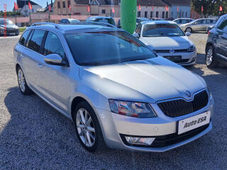 �koda Octavia 1.6TDI, �R