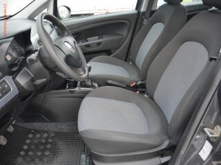 Fiat Punto (2011) 1.2 i Grande, AC, tažné - náhled 9