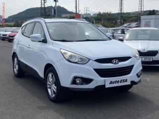 Hyundai ix35 2.0 CRDi 4WD, AC, vhev sed