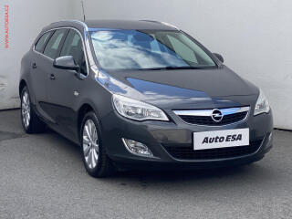 Opel Astra 1.4T Sports tourer, TZ, +kola