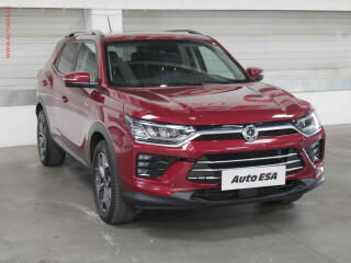 SsangYong Korando 1.5TGI-D 4x4, 1.maj,�R
