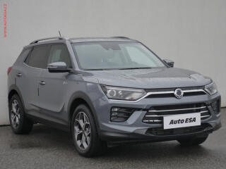 SsangYong Korando 1.5T-GDi 4x4, 1.maj,�R, AC