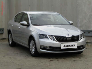 �koda Octavia 1.6 TDi, 2.maj,�R, autoAC