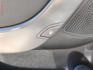 Hyundai Santa Fe (2014) 2.2 CRDi 4x4, Premium, AT - náhled 17