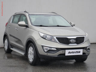 Kia Sportage 2.0 CRDi 4x4, �R, AT, park