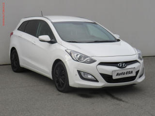 Hyundai i30 1.4CRDI, AC, vhev sed.