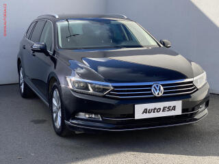 Volkswagen Passat 2.0 TDi, Highline, LED, navi