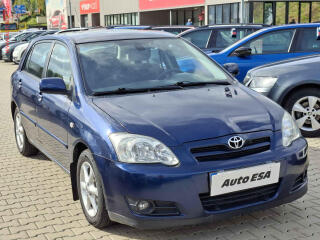 Toyota Corolla 2.0 D-4D, AC, park.�idla