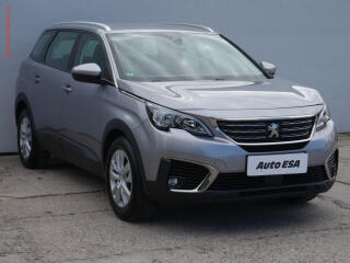 Peugeot 5008 1.2PT, navi, autoAC