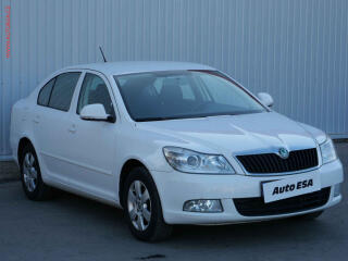 �koda Octavia 1.4 TSi, 1.maj,�R, Ambition