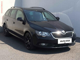 �koda Superb 2.0 TDi 4x4, �R, Bixen, navi