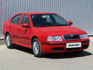 �koda Octavia 1.6i, �R, AC, temp