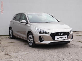 Hyundai i30 1.6 CRDi, R, Style, navi,