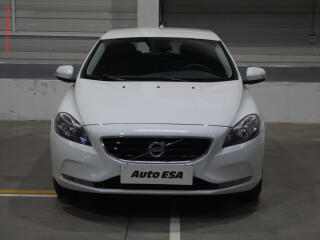 Volvo V40 (2015) 1.6 D, AC - náhled 2