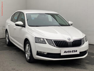 �koda Octavia 1.6 TDi, Ambition, v�h�ev sed
