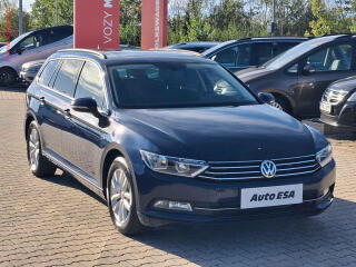 Volkswagen Passat 2.0 TDi, Comfortline, navi