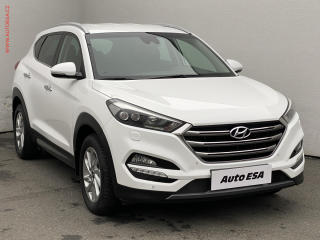 Hyundai Tucson 2.0 CRDi 4WD, R, Navi