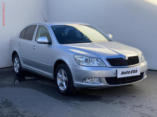 koda Octavia 1.6 MPi, Elegance, navi