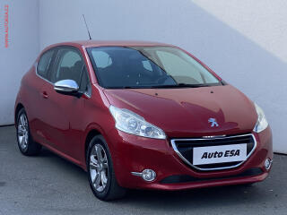 Peugeot 208 1.2 VTi, Allure, navi, TZ