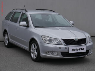 �koda Octavia 1.6TDi, �R, autoAC