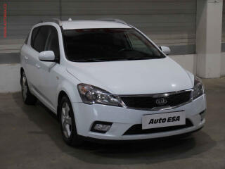 Kia Ceed 1.6i, �R, AC
