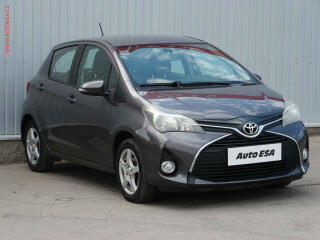Toyota Yaris 1.3 VVT- i, �R, AC, park