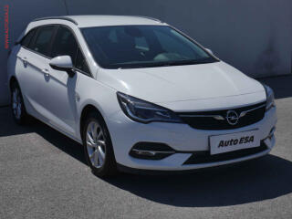 Opel Astra 1.2T, �R, servis.kniha