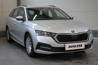 �koda Octavia 2.0 TDi, �R, LED, AC