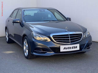 Mercedes-Benz 2.0i E200, AT, LED, navi,