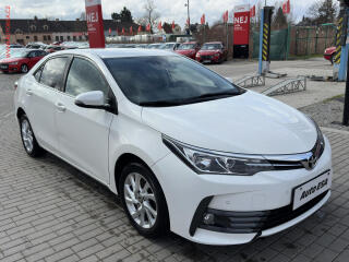 Toyota Corolla 1.6i, 2.maj,�R, servis.kniha