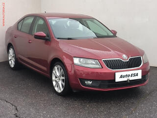 �koda Octavia 2.0 TDi, 2.maj,�R, Bixenon
