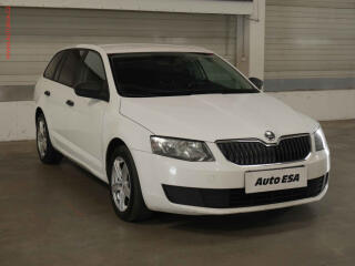 �koda Octavia 1.6TDi, �R, AC, park.asist