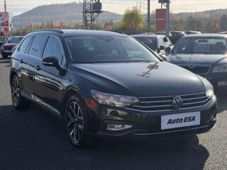 Volkswagen Passat 2.0 TDI 4x4, DSG, navi, xenon
