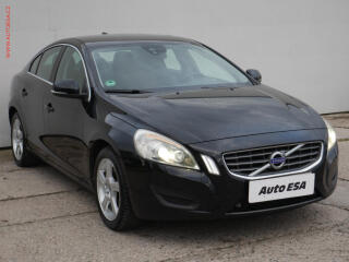 Volvo S60 2.0 D3, �R, Xenon, AC
