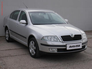 �koda Octavia 2.0 FSI, nez.topen�