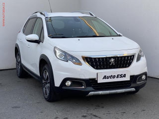 Peugeot 2008 1.2PT, Allure, navi, kamera