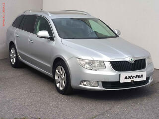 �koda Superb 2.0TDi, �R, Xenon, panor