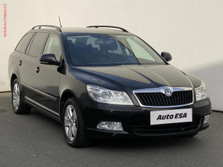 koda Octavia 2.0TDi, 2.maj,R, Elegance