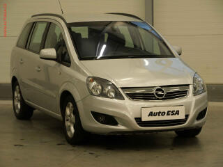 Opel Zafira 1.6i 7 m�st, AC, park.asist