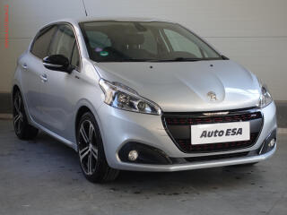 Peugeot 208 1.2PT, GT Line, navi, TZ