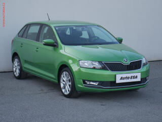 �koda Rapid 1.0 TSi, AC, v�h�ev sed