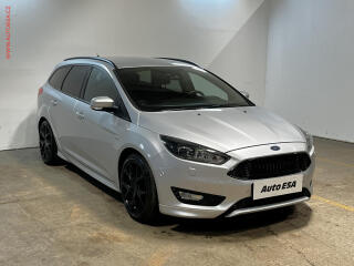 Ford Focus 1.5T, LED, autoAC