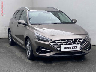 Hyundai i30 1.6CRDi, 1.maj,�R, Smart