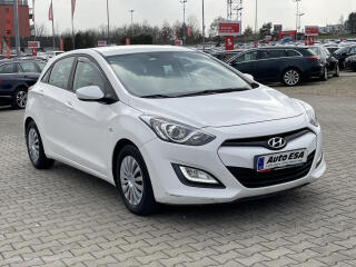 Hyundai i30 1.4 i, �R, AC, temp, STK2/28