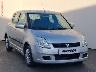 Suzuki Swift 1.3 VVT, �R, AC, z�mek �ad,