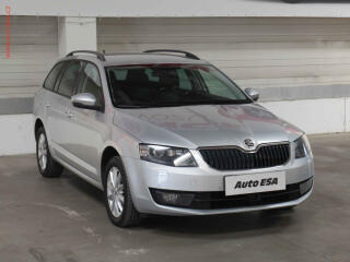 �koda Octavia 1.6 TDi, DSG, navi