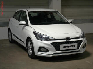 Hyundai i20 1.2i, 1.maj,�R, servis.kniha