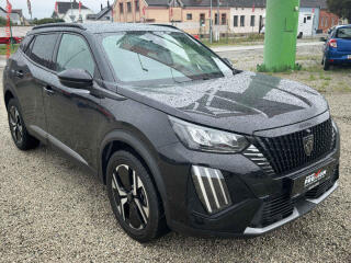 Peugeot 2008 1.2PT, 1.maj,�R, servis.kniha